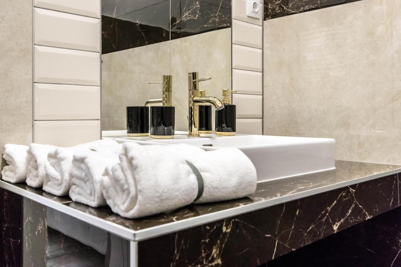 George'S Luxury Apartment At Danube Budapest Exteriör bild